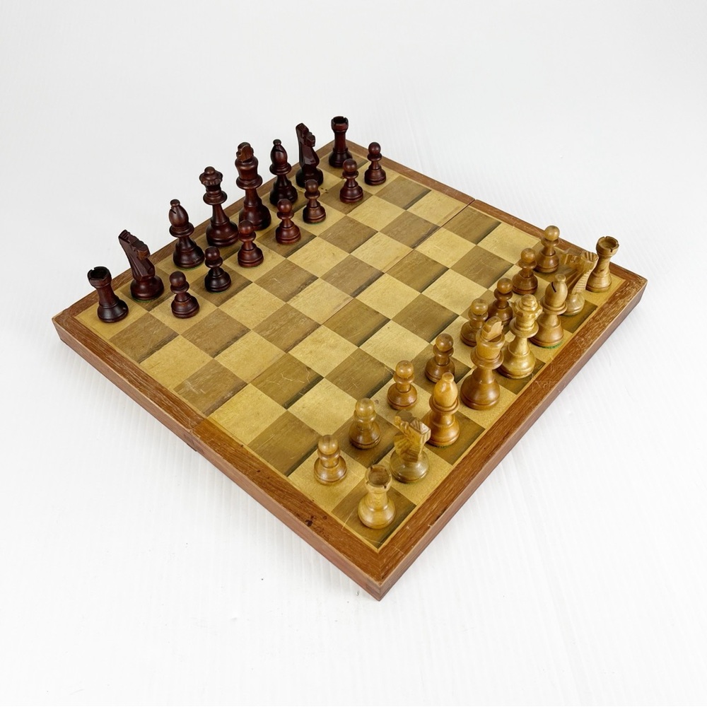 Vintage Wooden Chess Portable Board Game Folding Storage Box Missing 1 Pawn